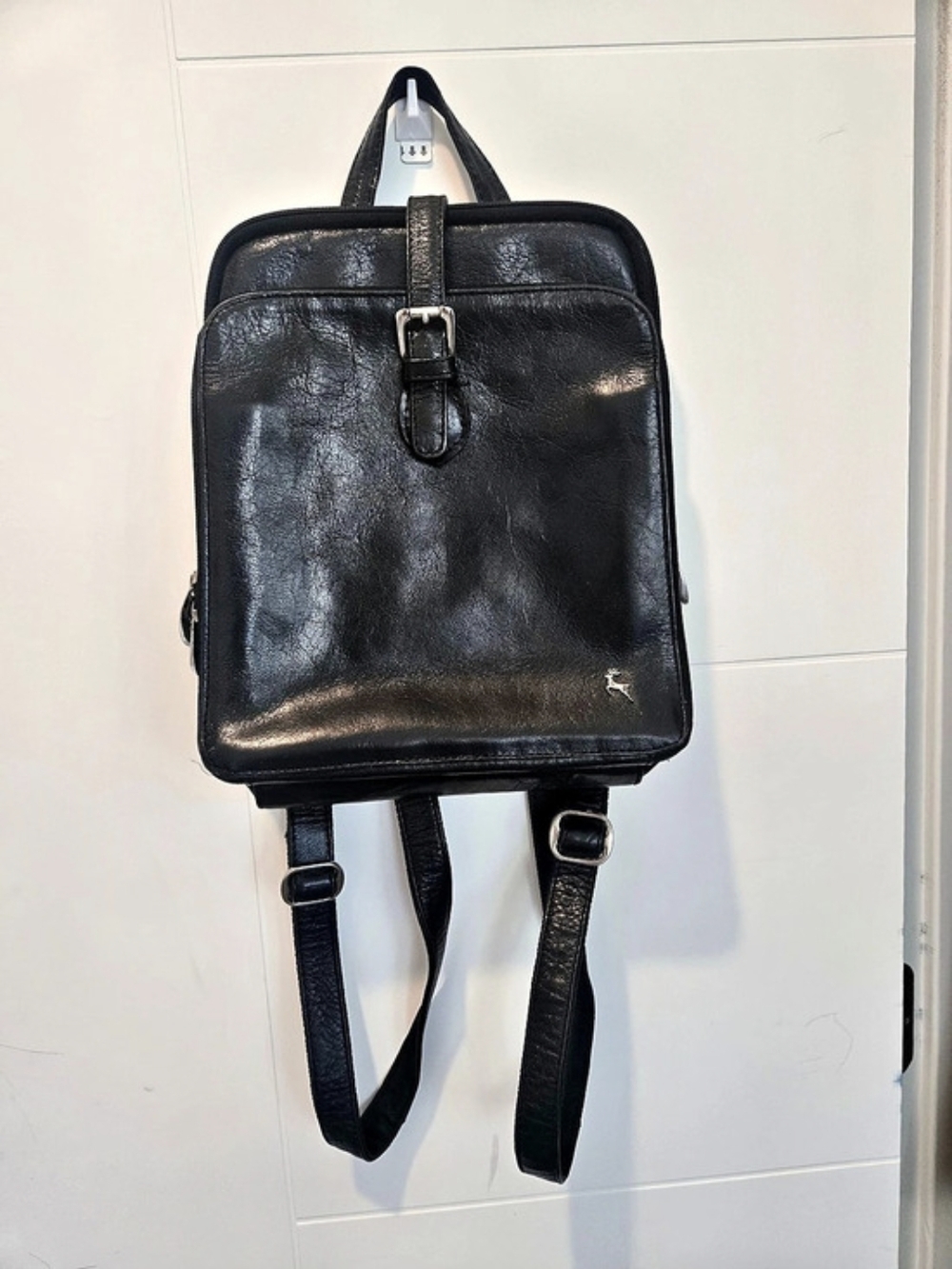 Ashwood Black Leather Backpack